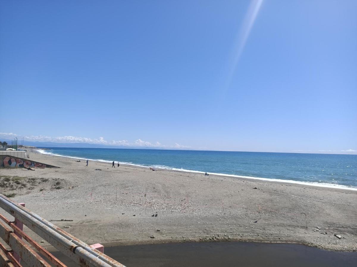 Appartamenti Lungomare Savona Exteriér fotografie